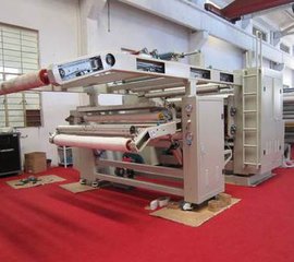 熱熔膠復(fù)合機(jī)的密度與什么有關(guān)？